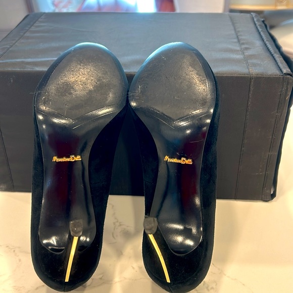 Massimo Dutti, Black with golden details.Good condition size 6/36, Heels 8cm - Picture 4 of 5